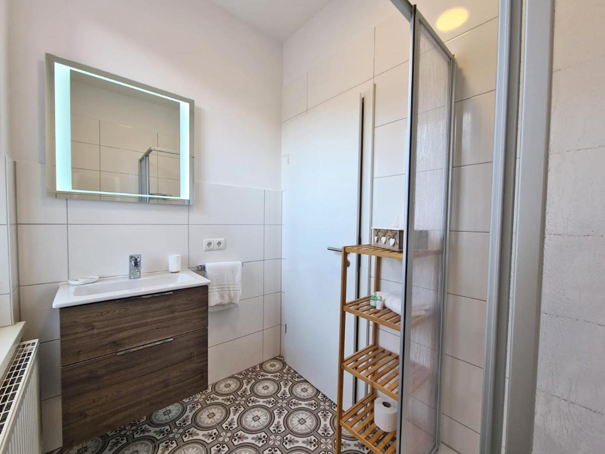 Hotel Gleis 3Viertel Jena Bagian luar foto