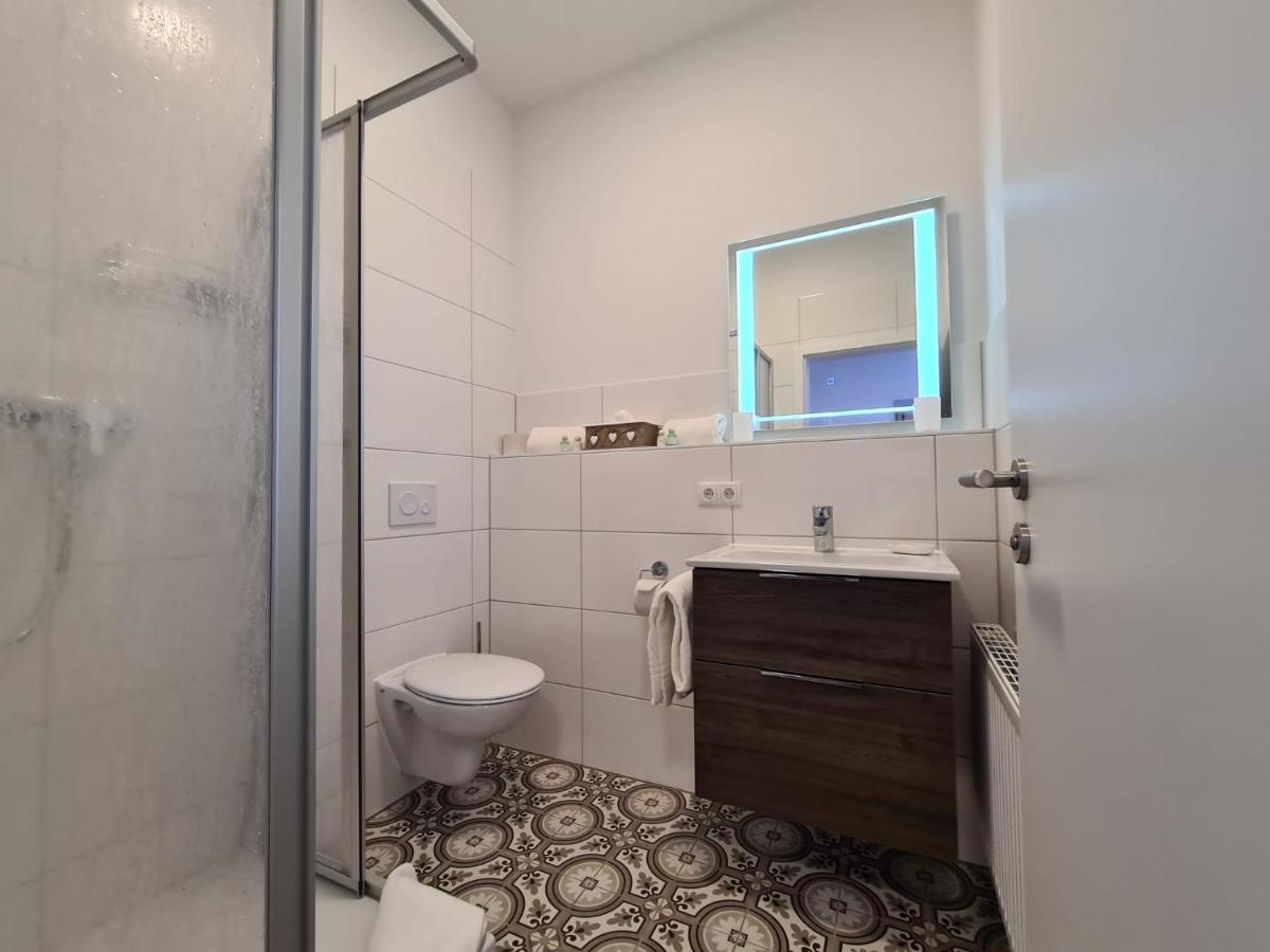Hotel Gleis 3Viertel Jena Bagian luar foto
