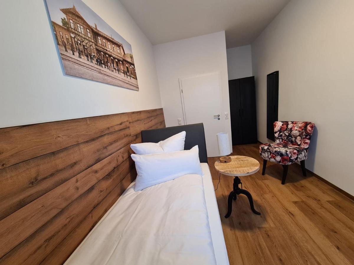Hotel Gleis 3Viertel Jena Bagian luar foto